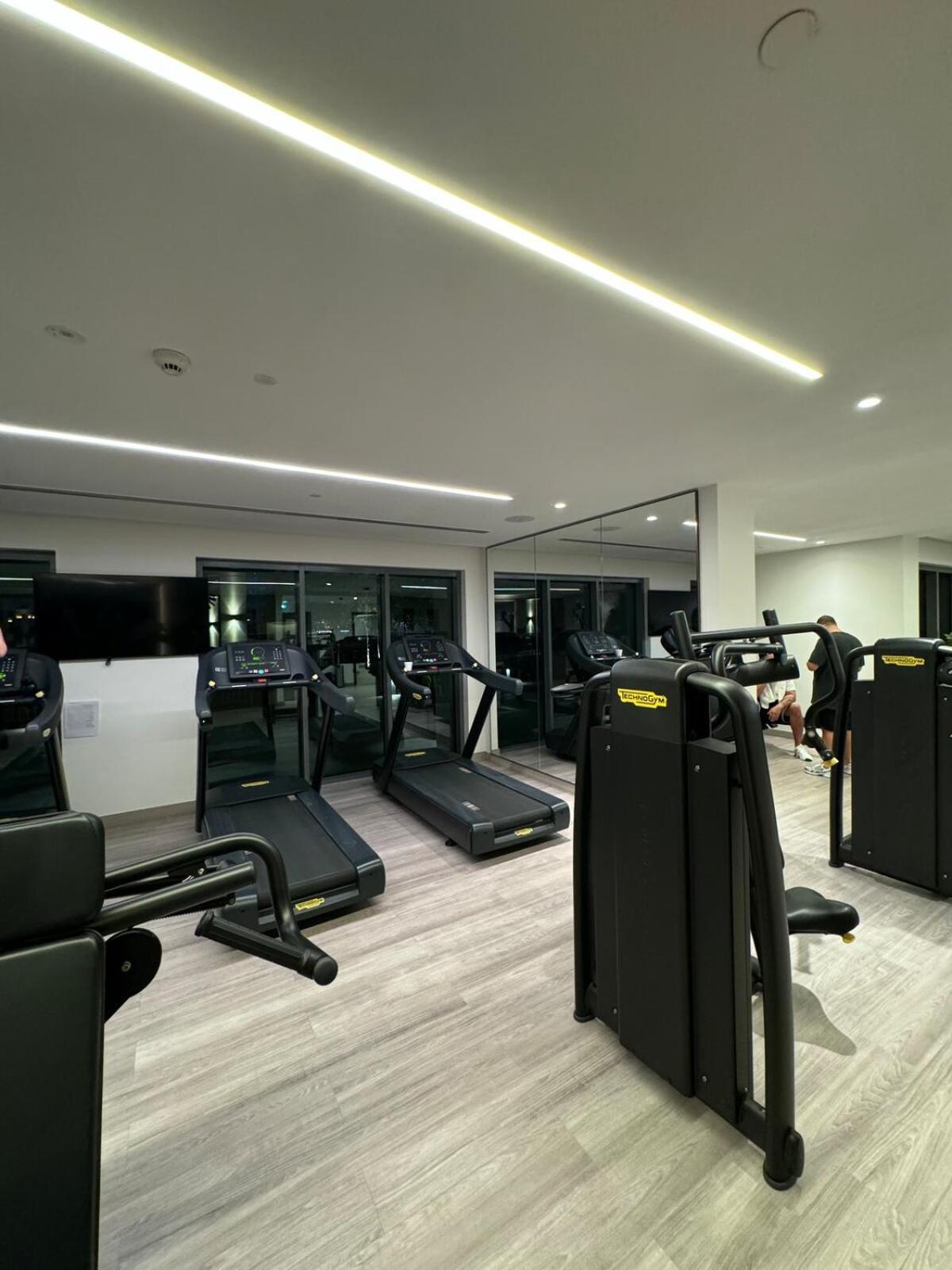 Burj Royale 3br Full Burj Khalifa & Fountain View Apartment Dubai