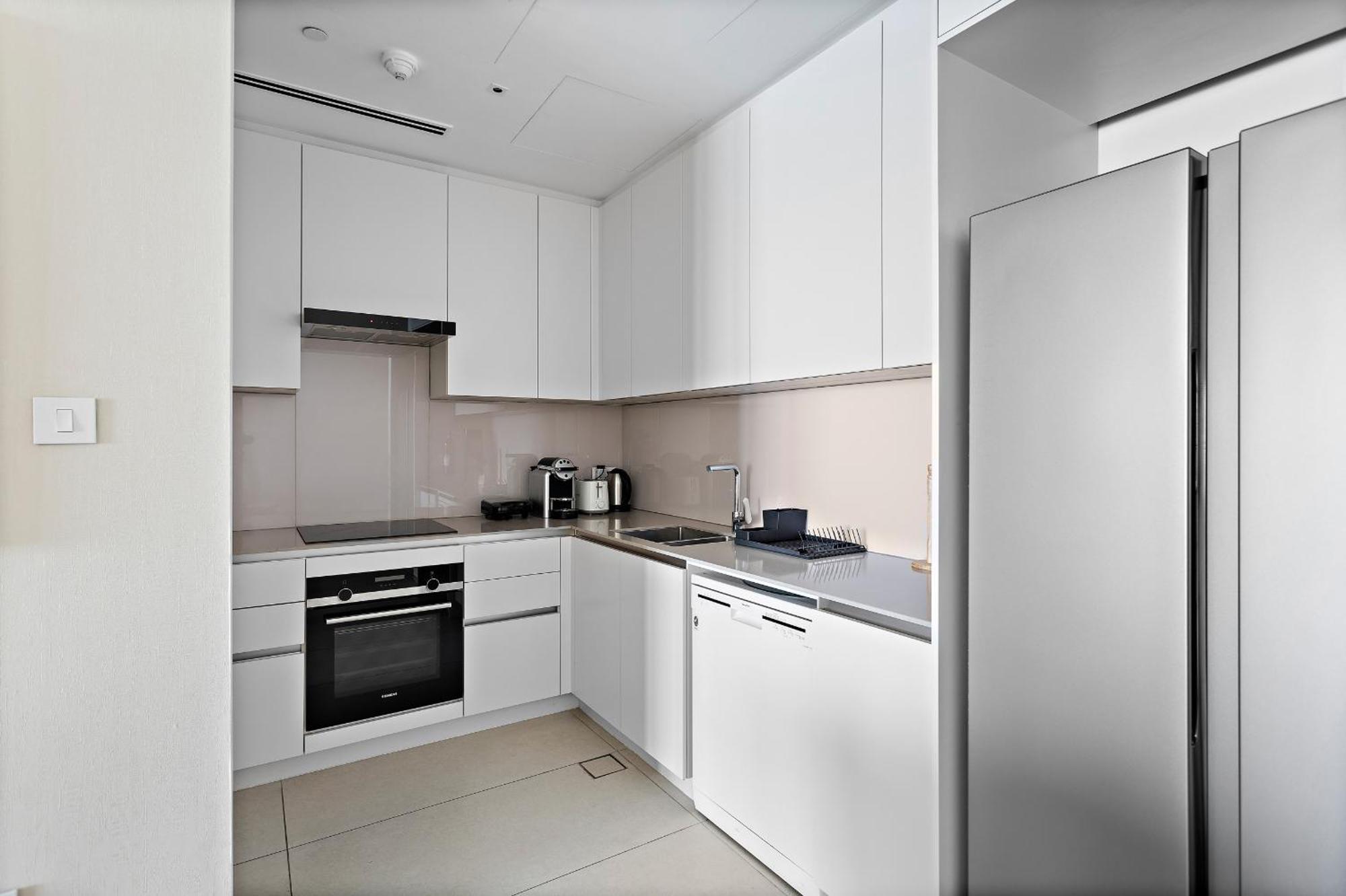 Vayk - Stunning And Modern 2 Bd In Address Jbr With Full Sea View Apartment