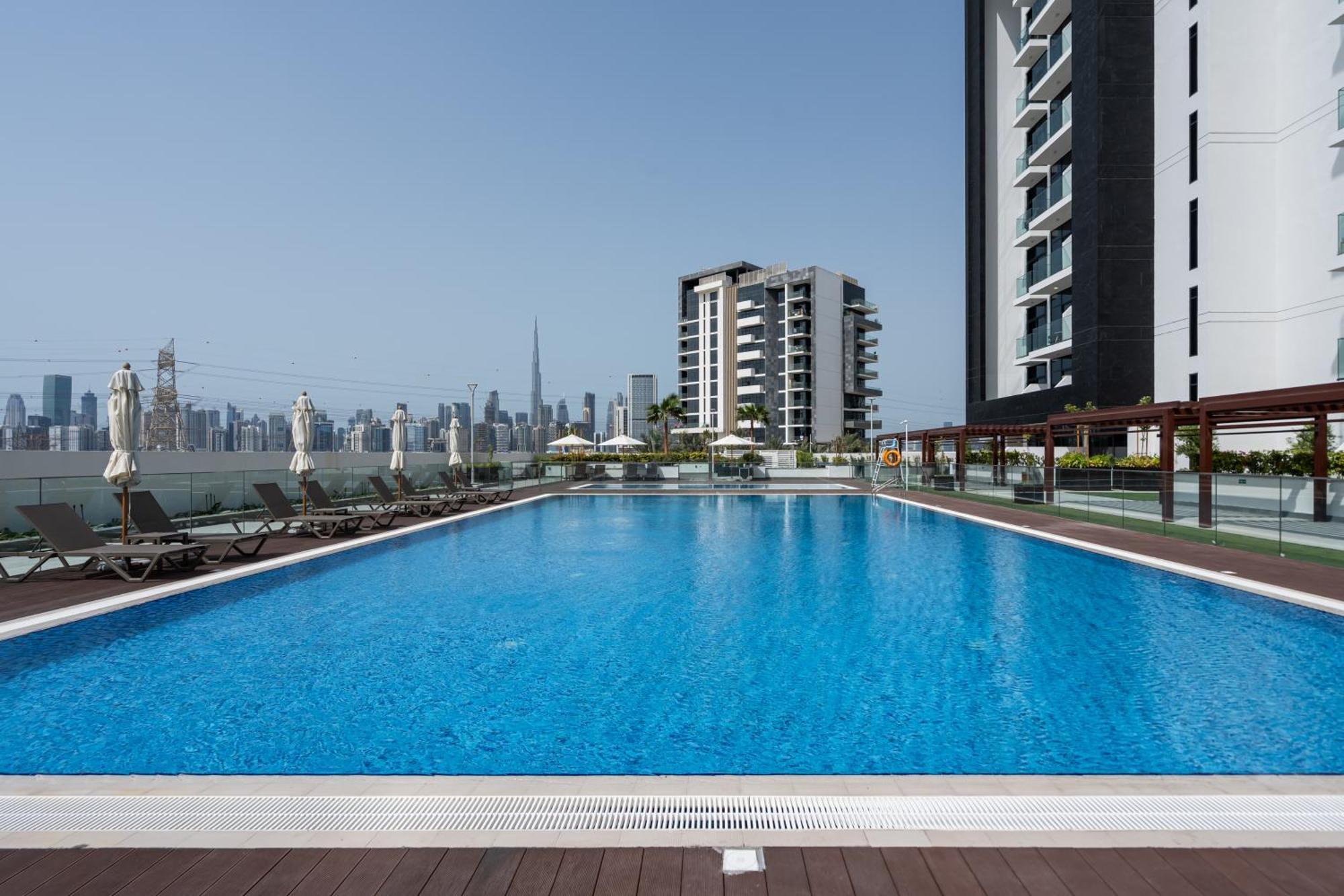 Brand-new Modern In Azizi Riviera One