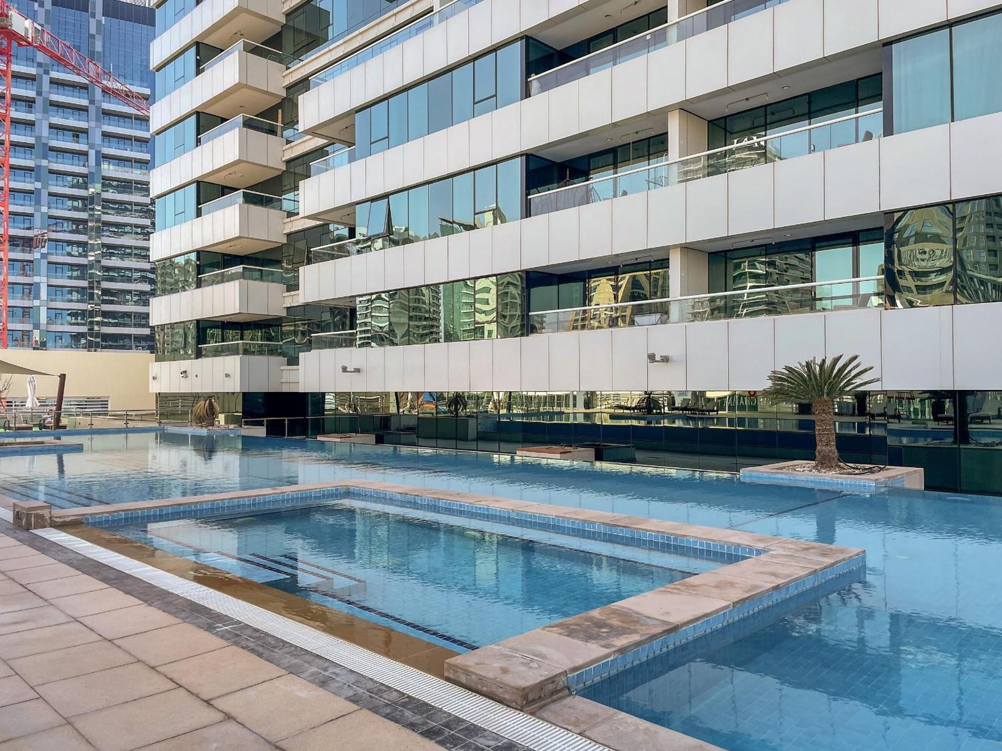 Vayk - Sophisticated 1 Bd In Business Bay