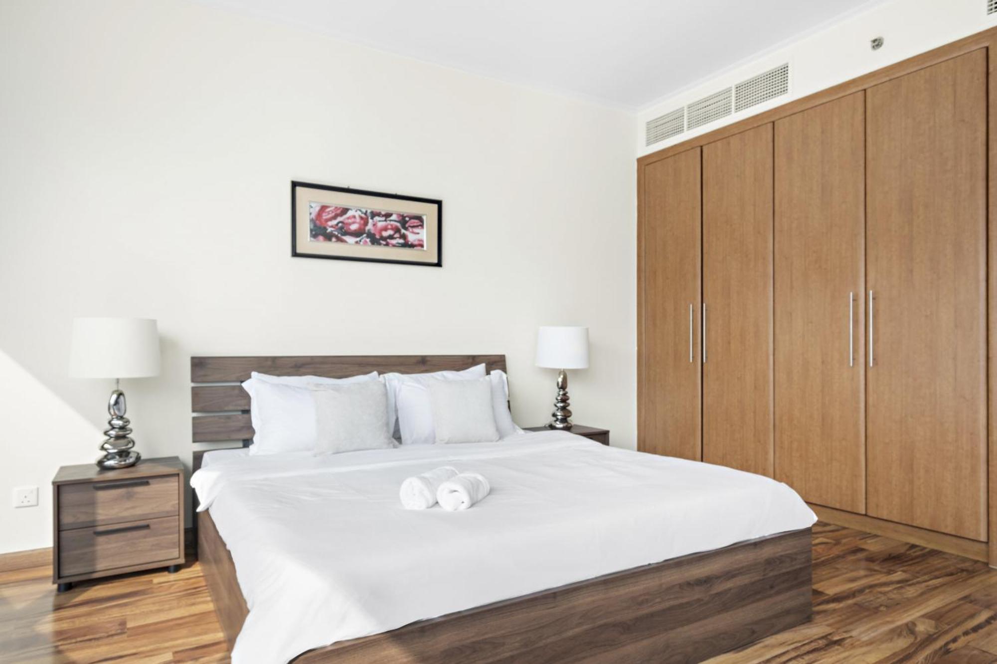 Vayk - Delightful 2 Bedroom In Jlt With Marina Views Apartment Dubai