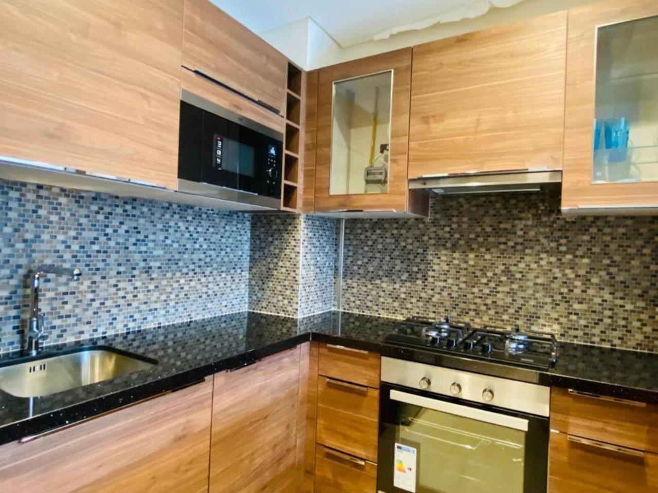 Spacious One-bedroom In Muhaisnah, Dubai