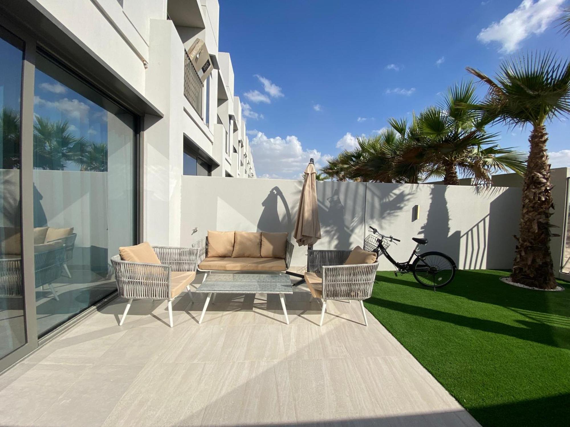 New Family With Ps5, Garden And Playroom