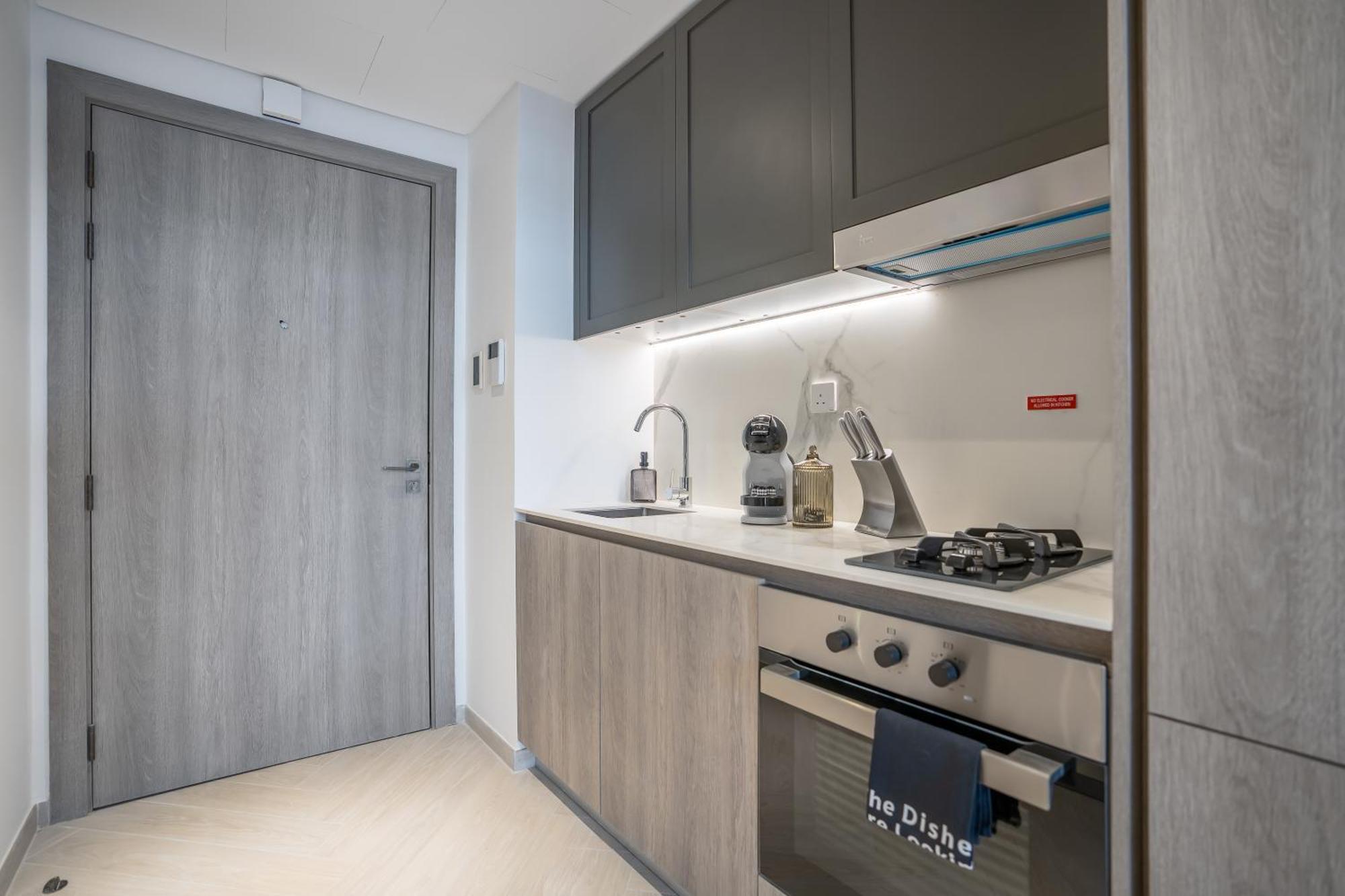 Stylish Retreat Modern In Jvc Apartment Dubai