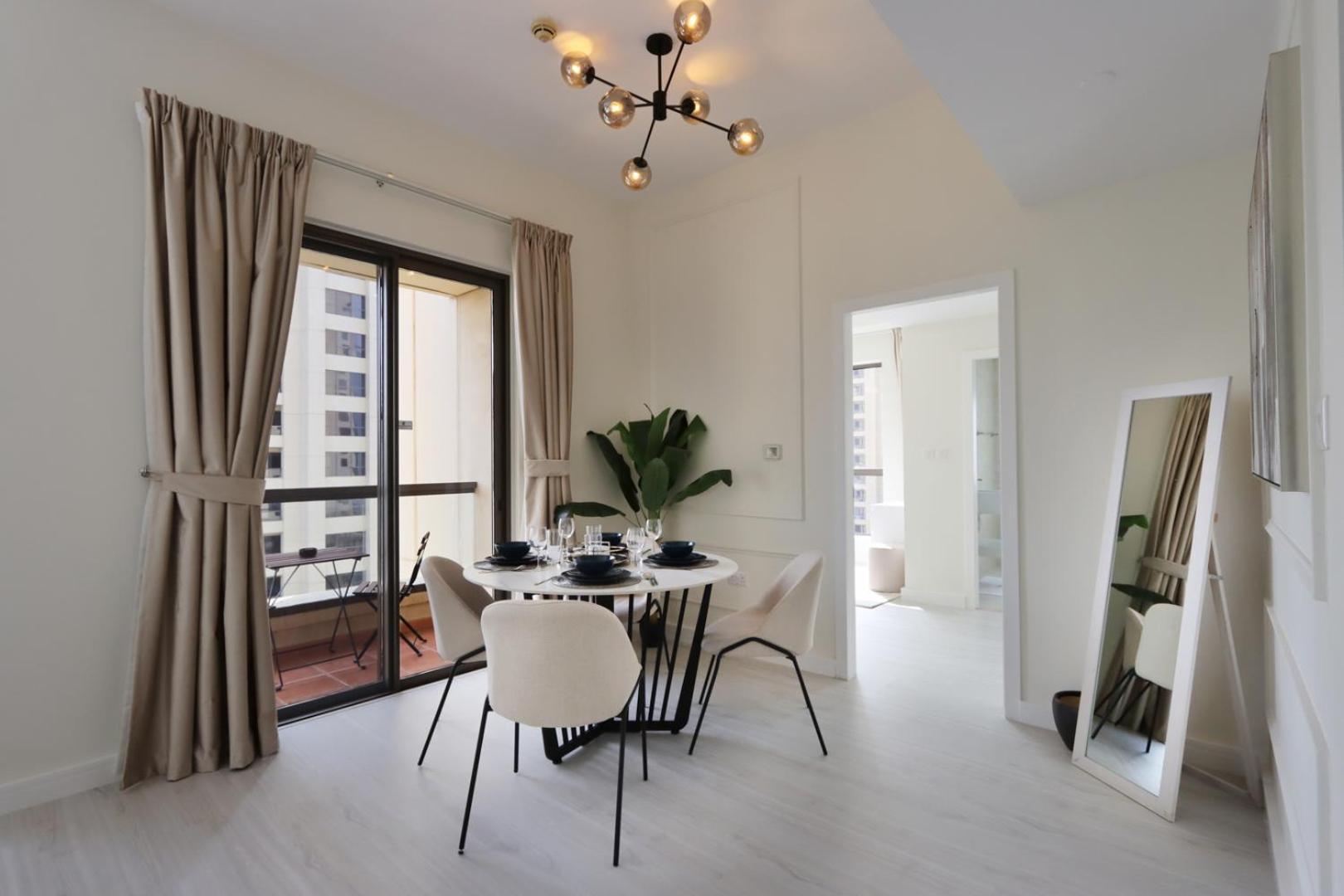 Livbnb - Upgraded 1bhk With Stunning Marina Views *