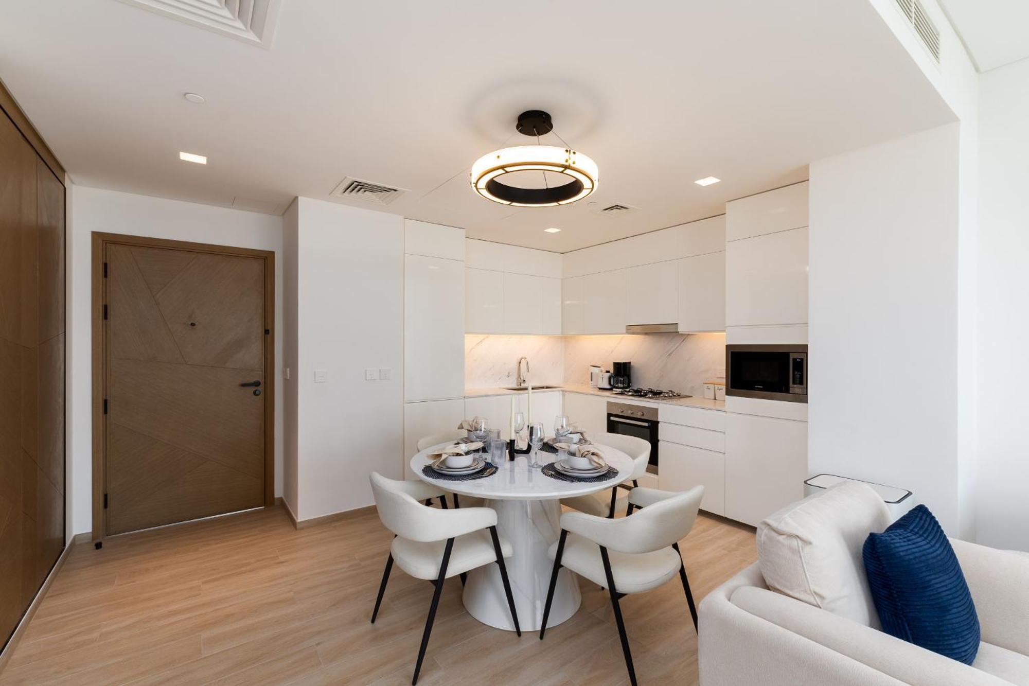 Palace Residence, Creek Harbour - Mint Apartment Dubai