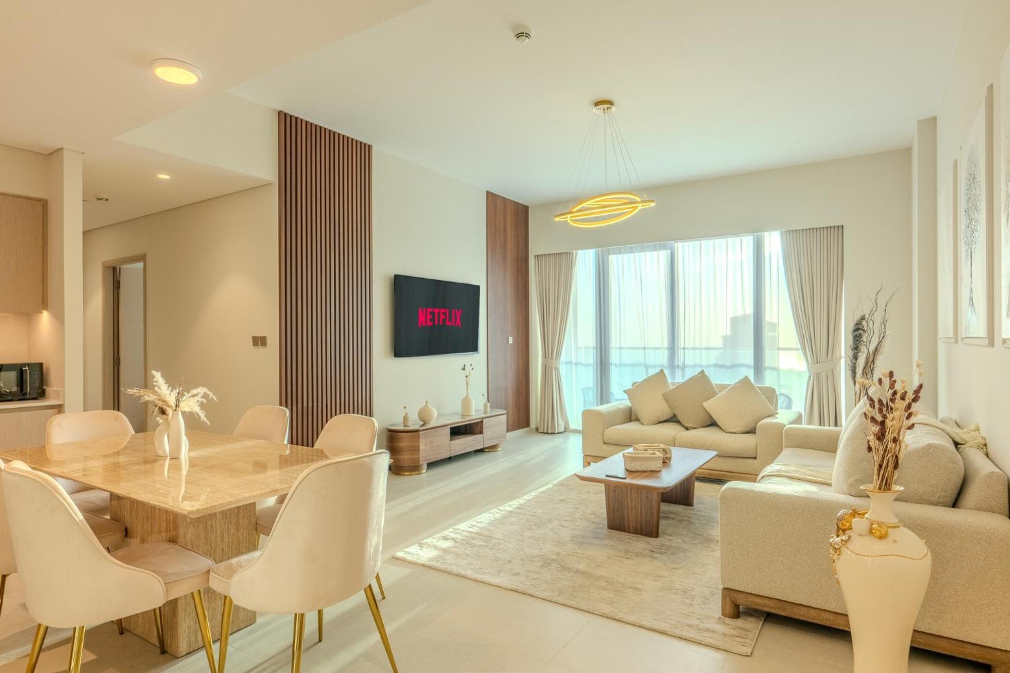 60th High Floor - Full World Islands, Downtown And Ocean View - High Quality Design And Furniture - 2 Bedroom Dubai