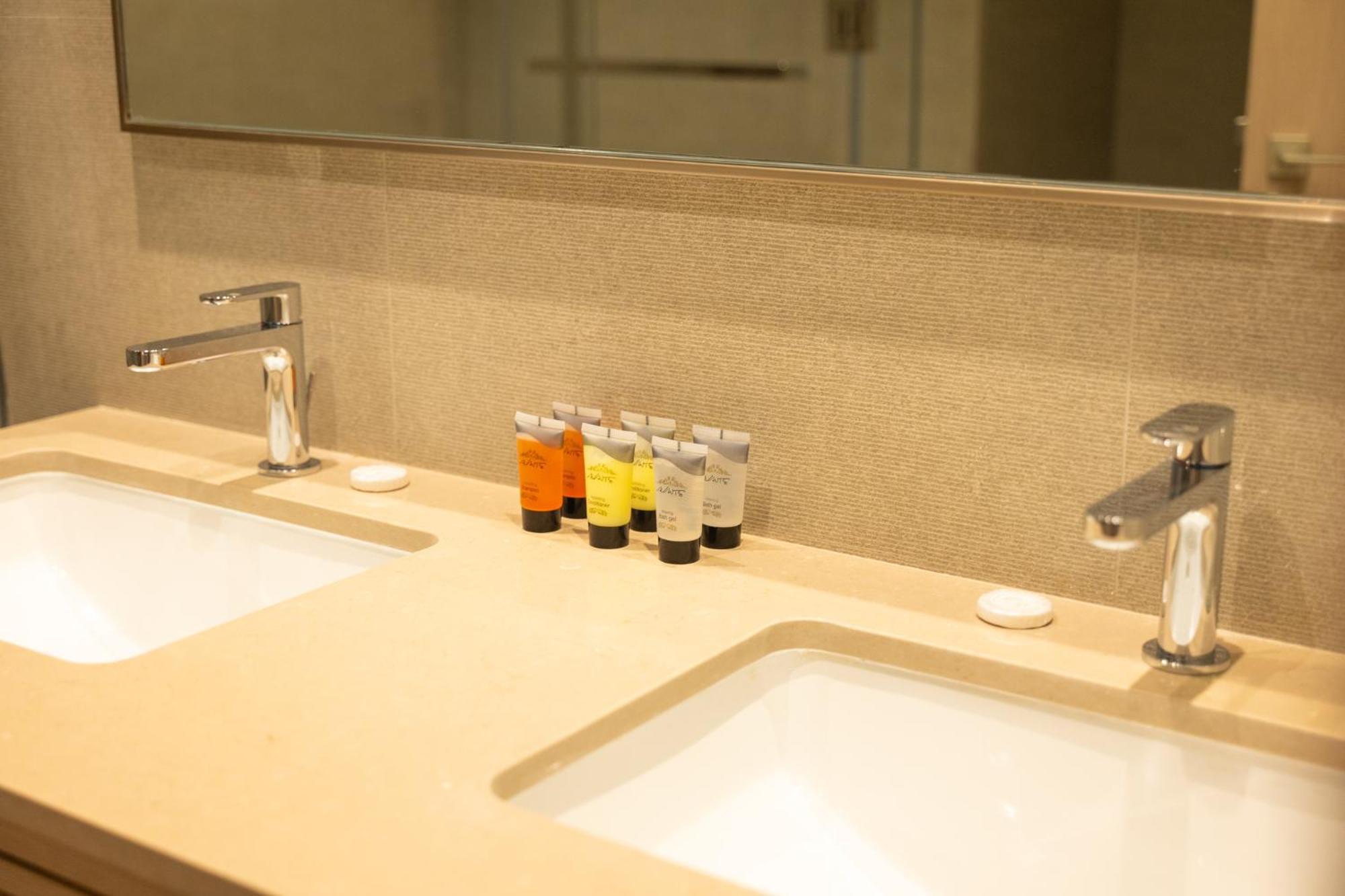 Apartment 60th High Floor - Full World Islands, Downtown And Ocean View - High Quality Design And Furniture - 2 Bedroom