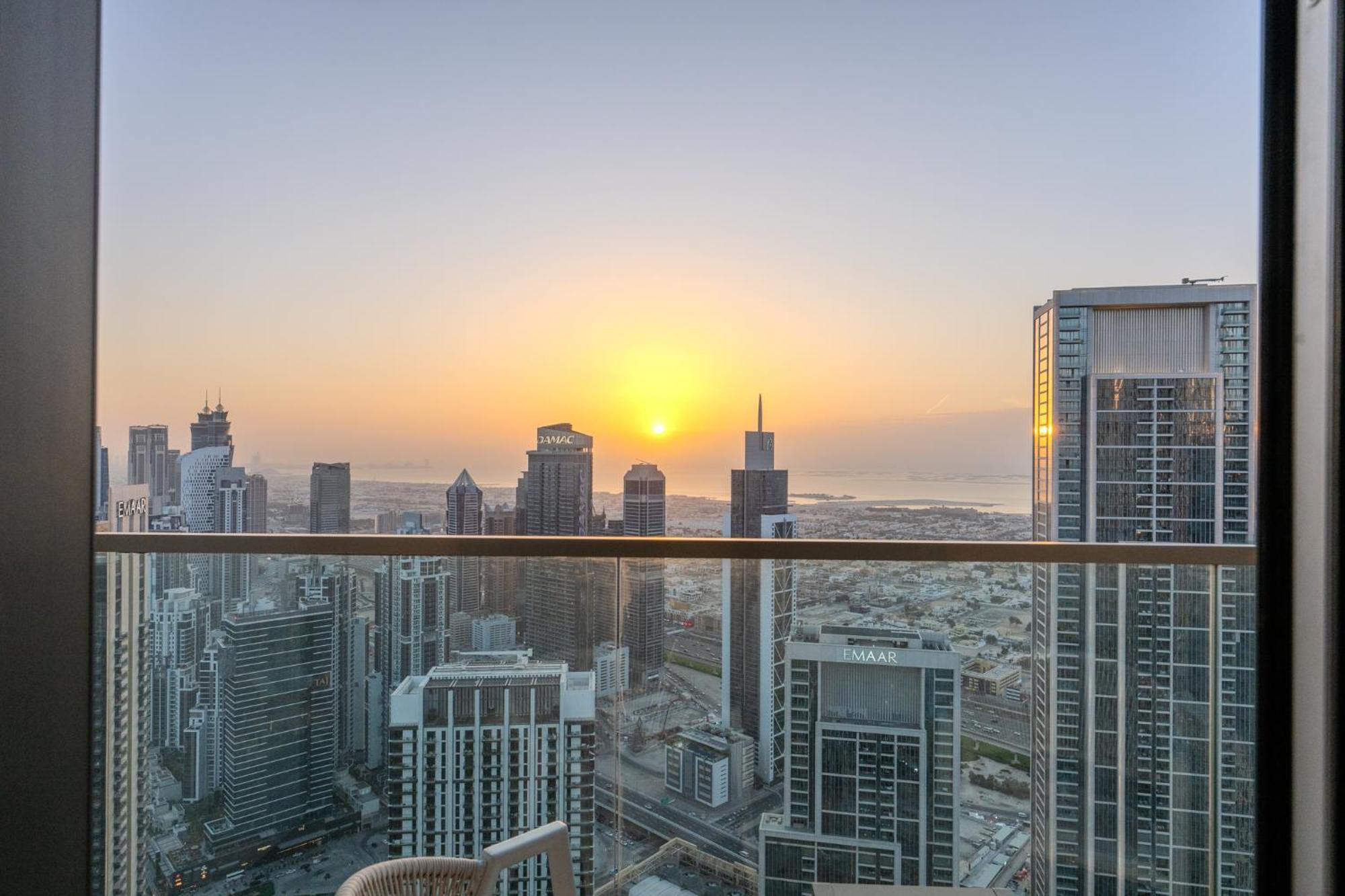 60th High Floor - Full World Islands, Downtown And Ocean View - High Quality Design And Furniture - 2 Bedroom Apartment Dubai