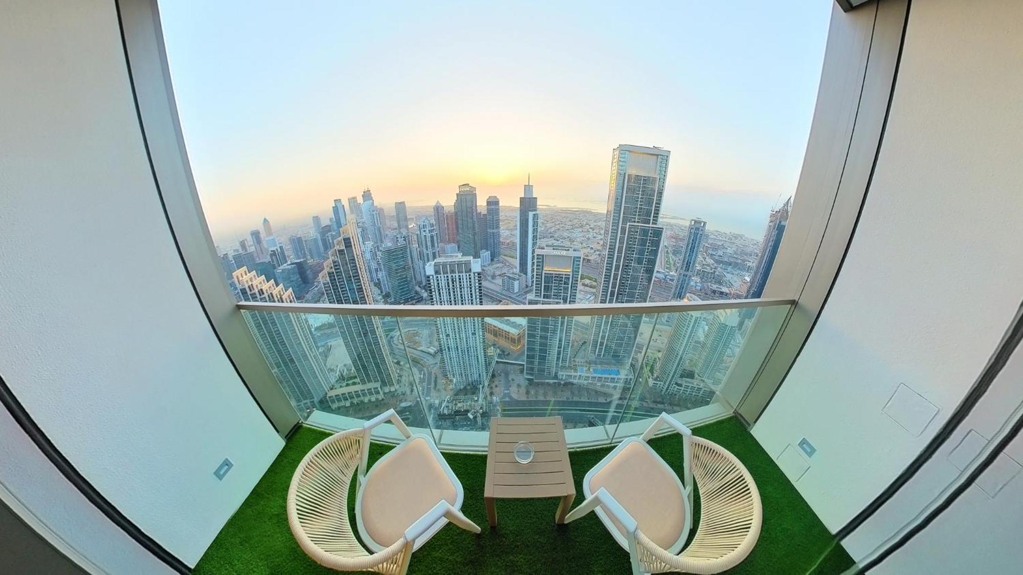 Apartment 60th High Floor - Full World Islands, Downtown And Ocean View - High Quality Design And Furniture - 2 Bedroom Dubai