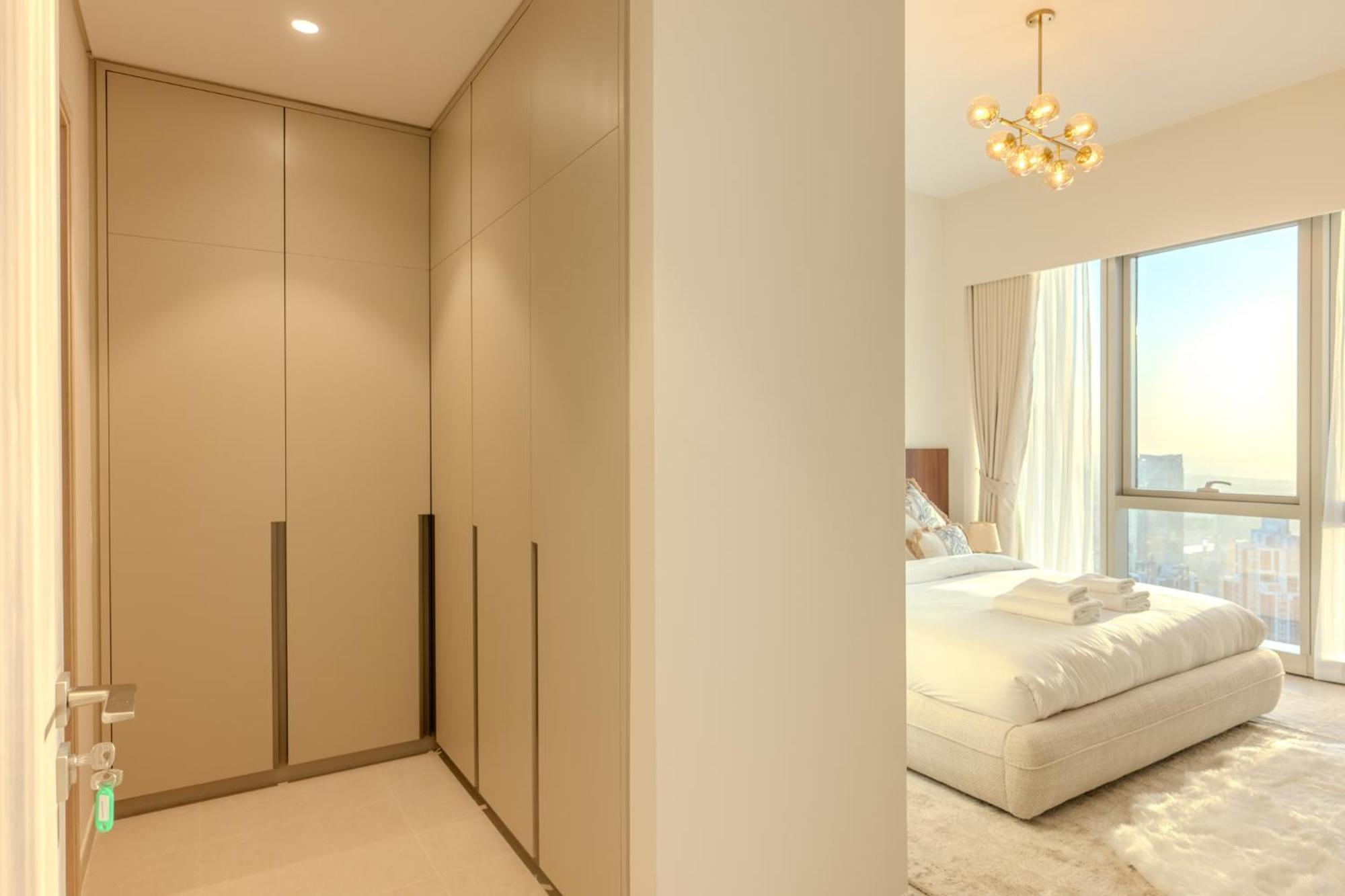 60th High Floor - Full World Islands, Downtown And Ocean View - High Quality Design And Furniture - 2 Bedroom * Dubai