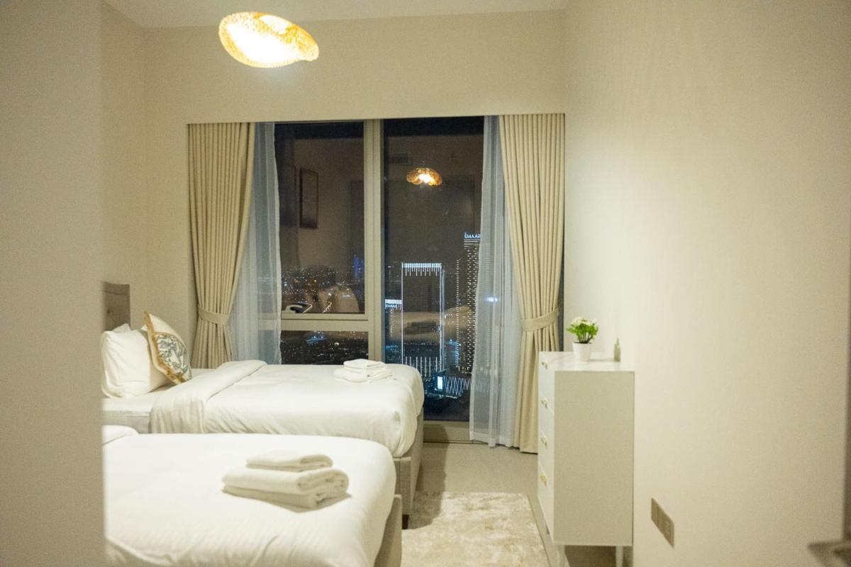 Apartment 63rd High Floor - Full Private Burj Khalifa And Fountain View - 2 Bedroom Dubai