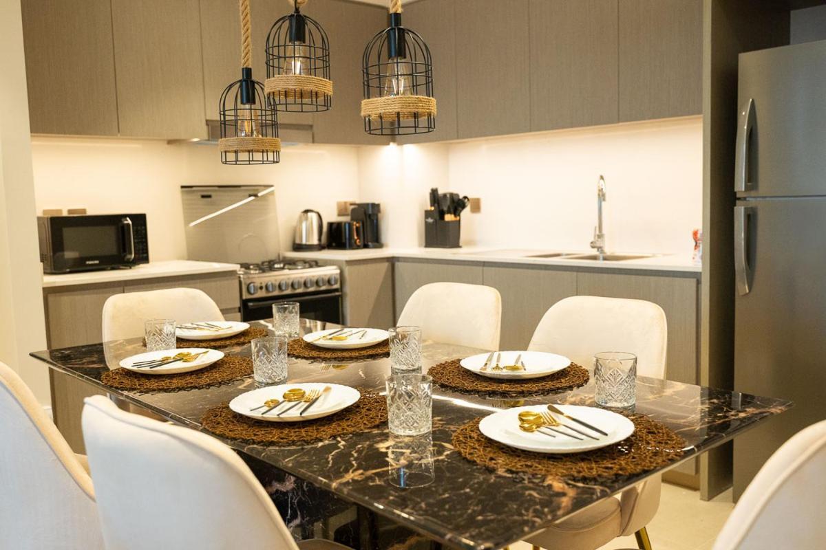 63rd High Floor - Full Private Burj Khalifa And Fountain View - 2 Bedroom Apartment