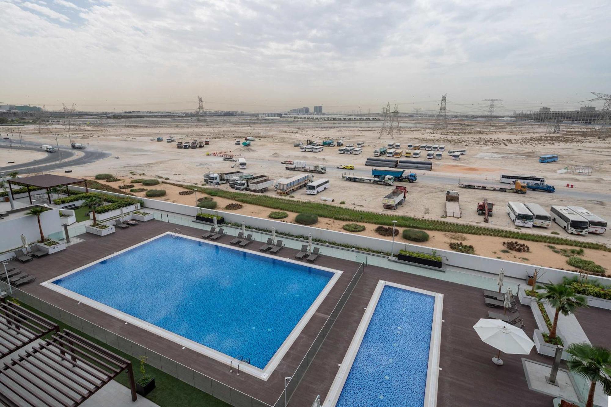 Apartment Frank Porter - Azizi Riviera 1