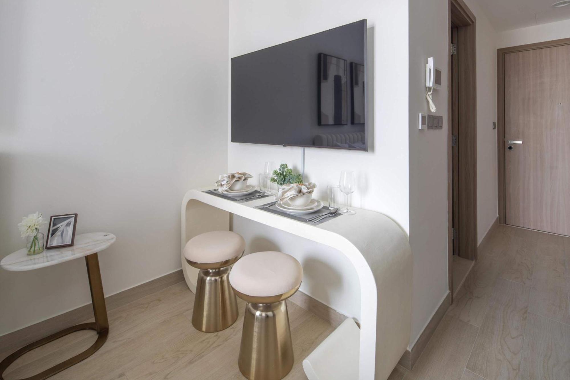 Apartment Frank Porter - Azizi Riviera 1 *