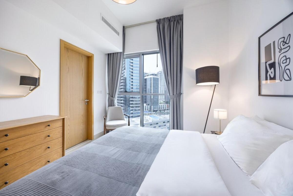 Apartment Luxury Downtown 1-bedroom With Burj Khalifa Views
