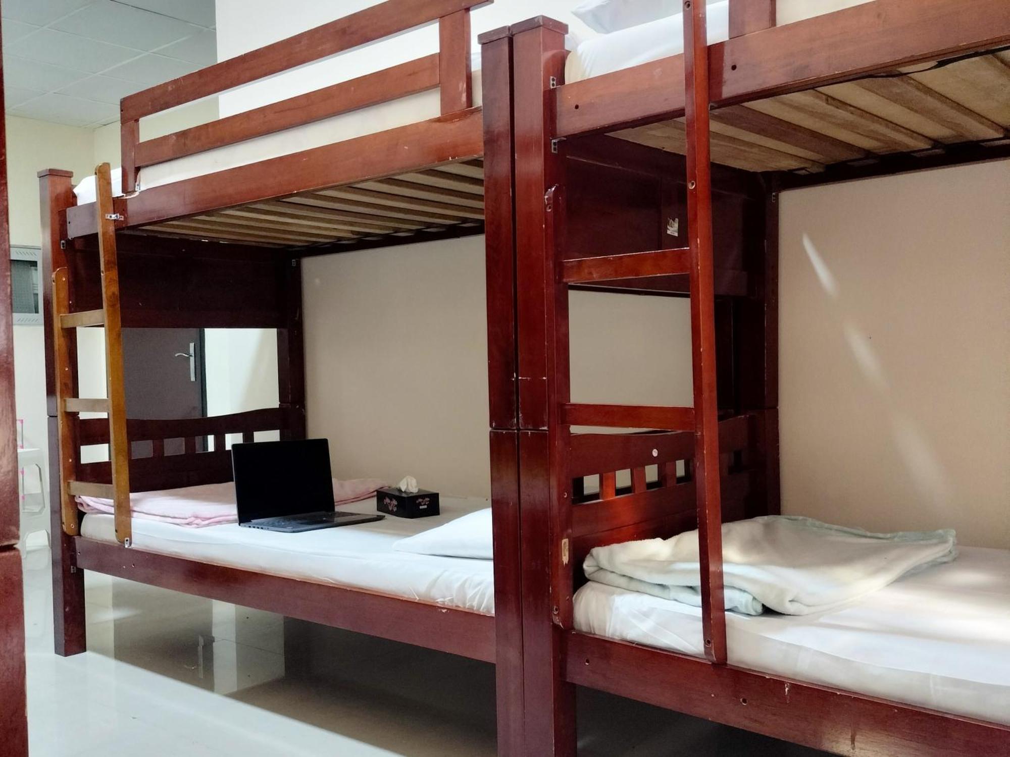 Ladies Hostel For My Dubai * Dubai