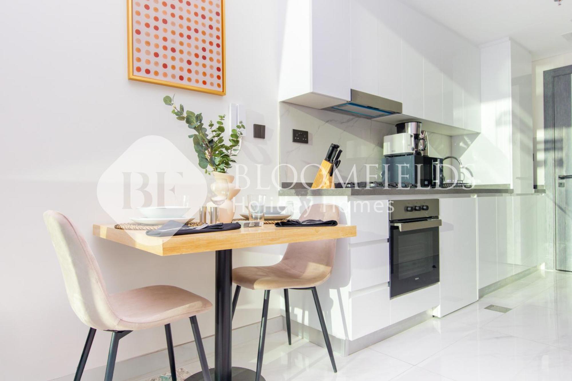 Bloomfields Charming Stu In Samana View Apartment Dubai