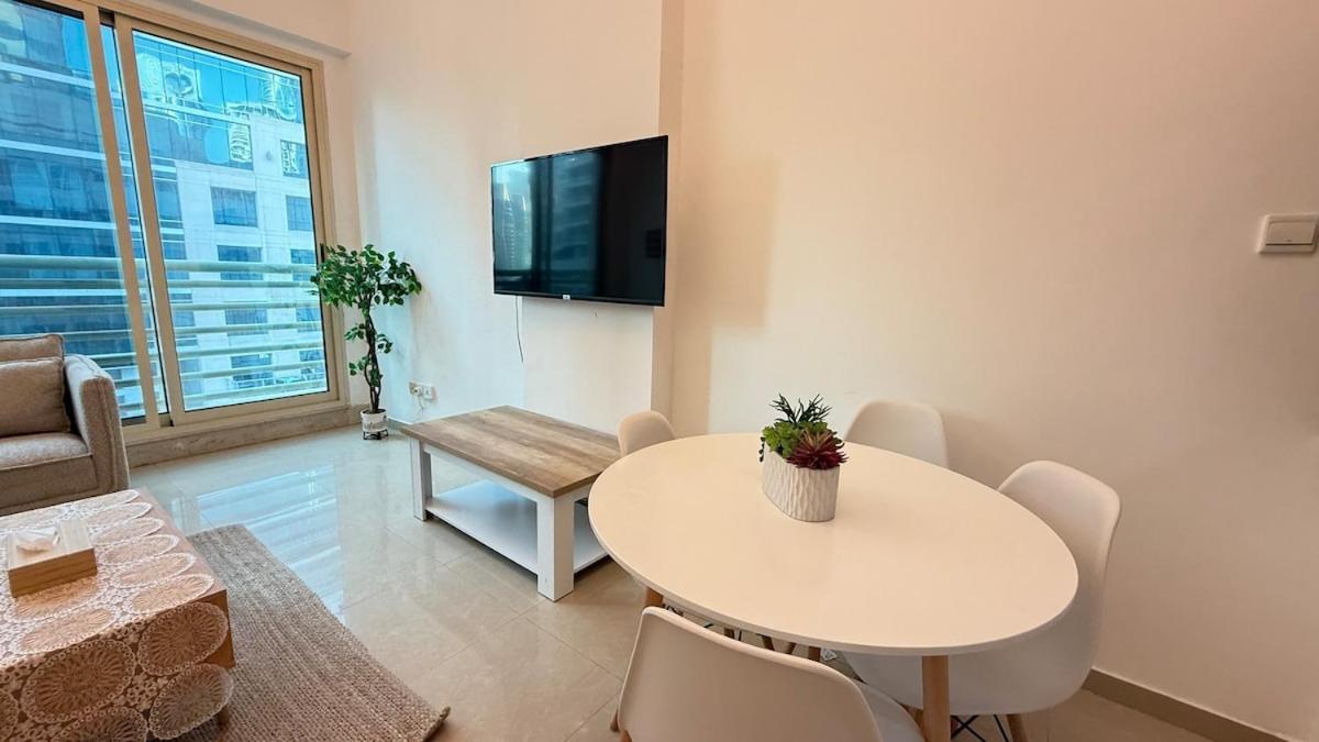Stylish 1br In Marina Near And Metro *