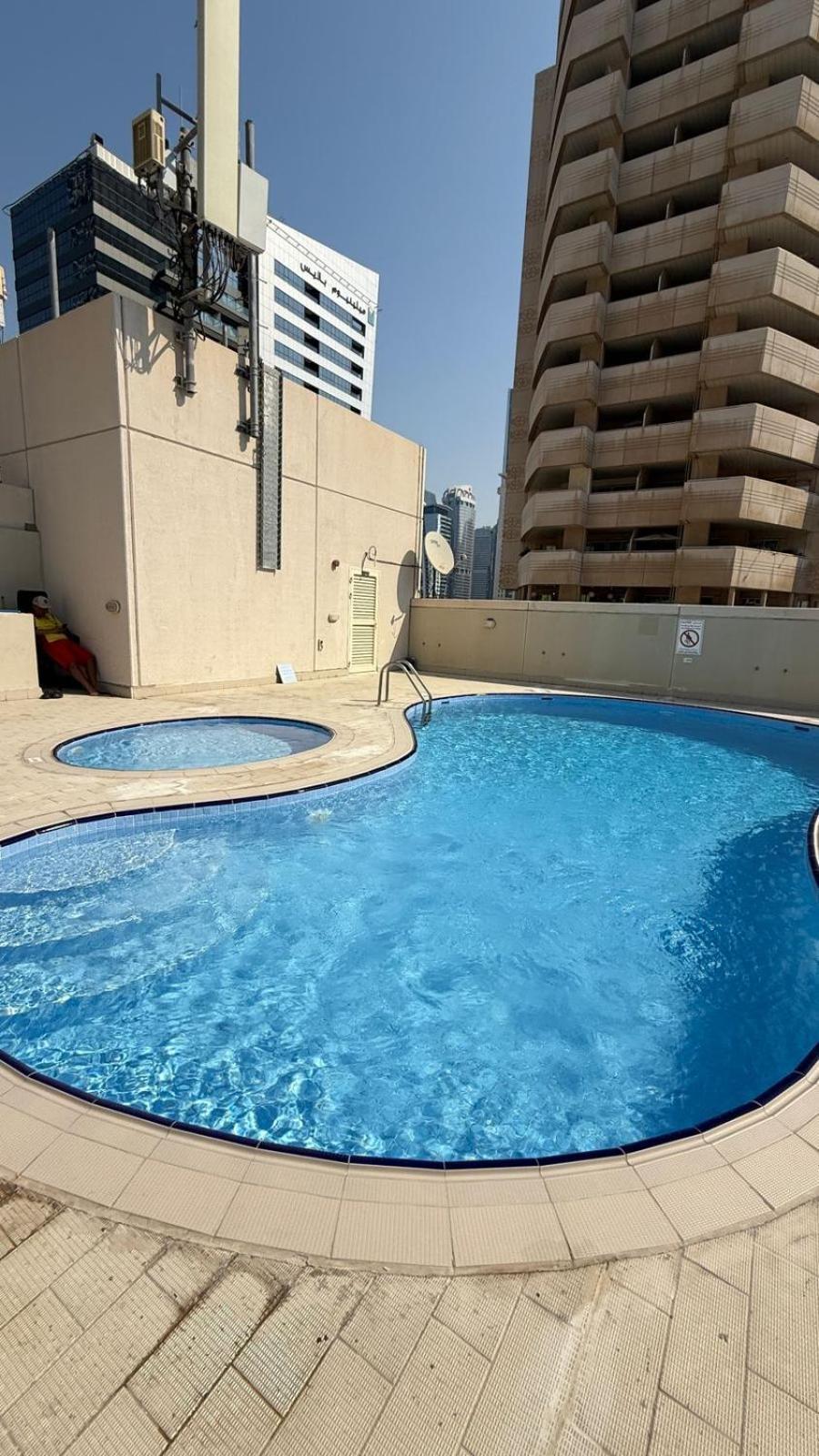 Apartment Stylish 1br In Marina Near And Metro