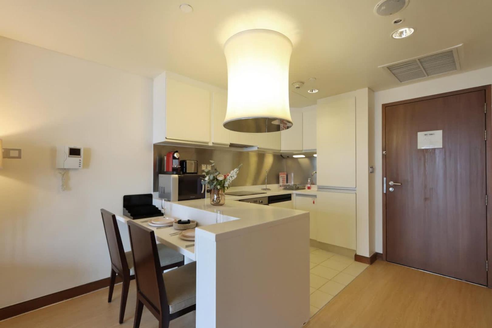 Livbnb-exquisite In Address Mall Apartment Dubai