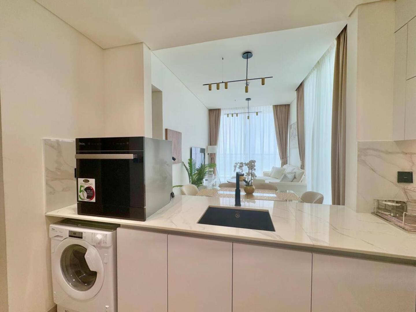 Beautiful 2br In Jvc With Private Pool Apartment