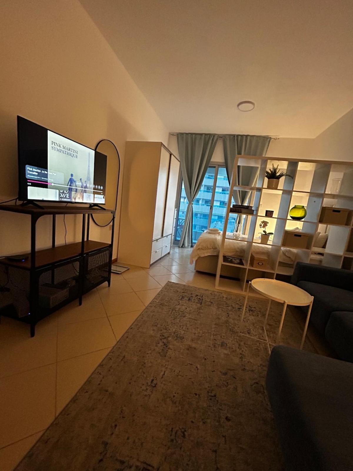 Luxury In The Center Apartment