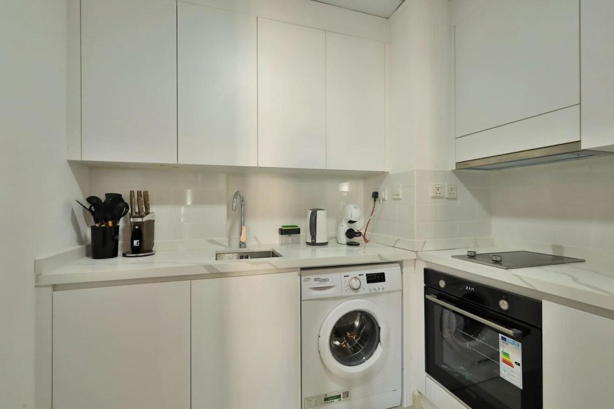 Apartment Cosy 1 Bed In Seasons Jvc