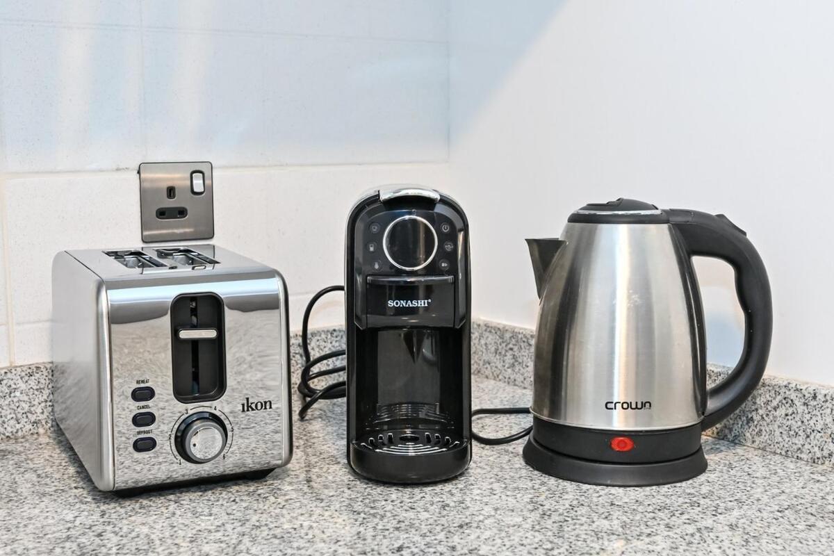 Apartment Stylish 1br - Location In Jvc - Balcony - Boulevard