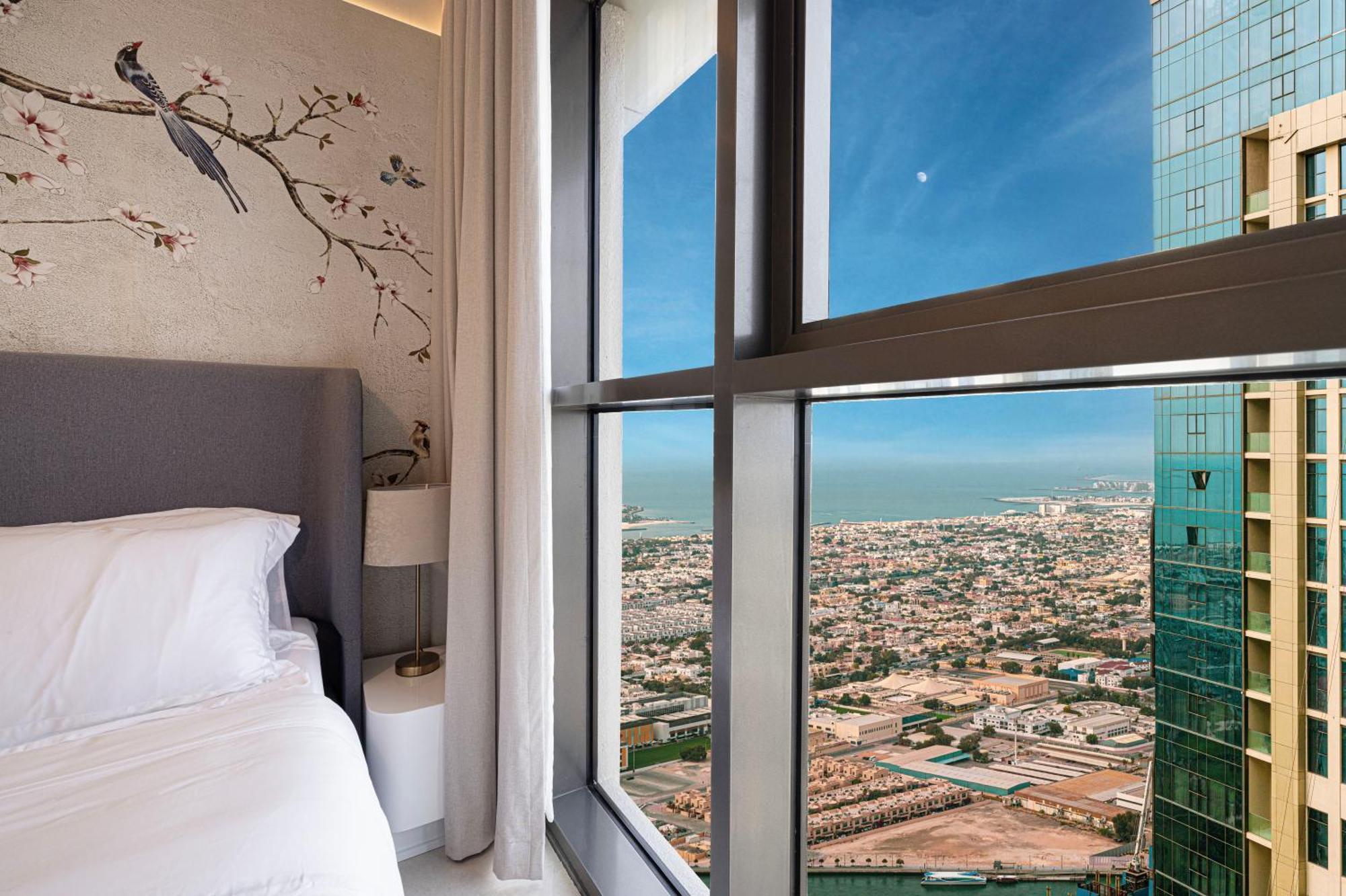 Urbanhomes - Luxury And Cozy 3bdr In Business Bay Canal View