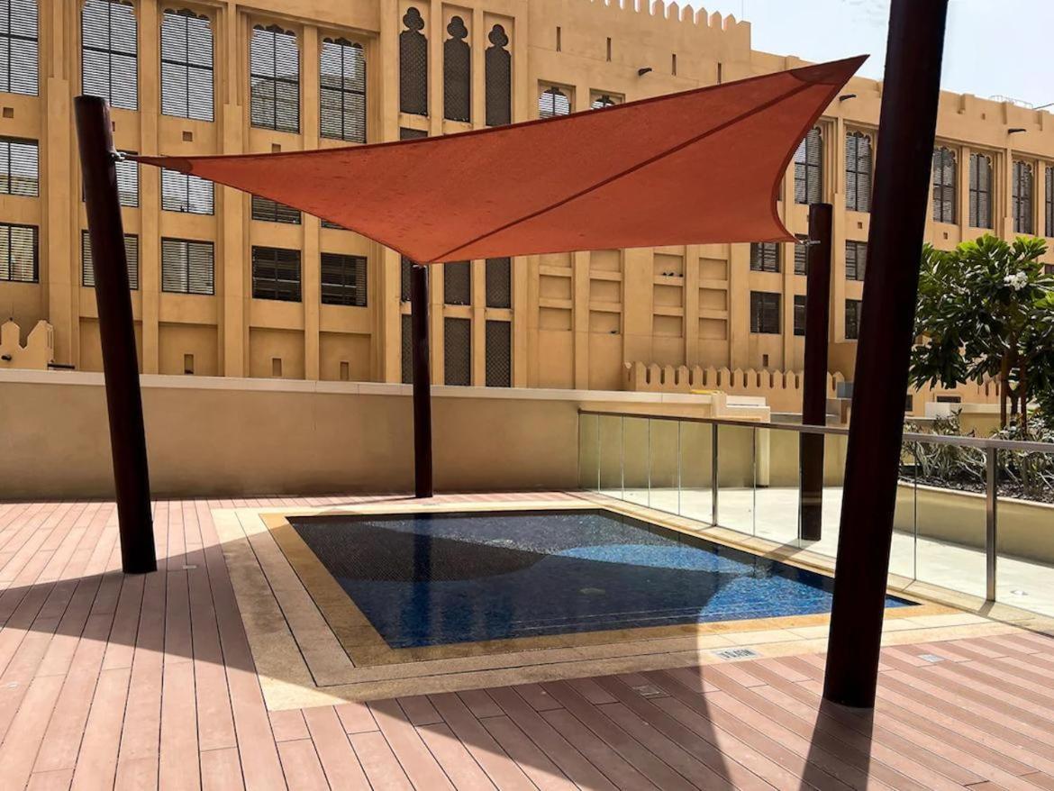 Luxury Downtown 1-bedroom With Burj Khalifa Views * Dubai