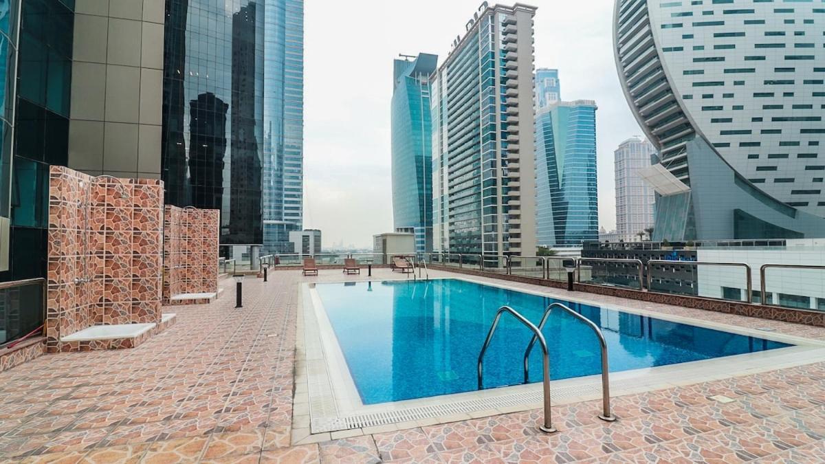 Elegant Near Burj Khalifa Pool And Gym