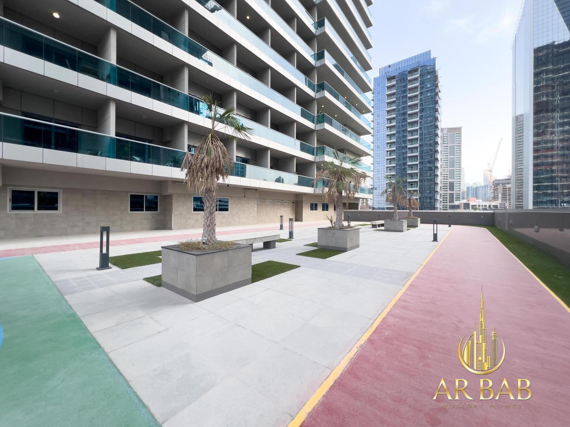 Elite Residence - Luxury Studio - Best Horse Course View *