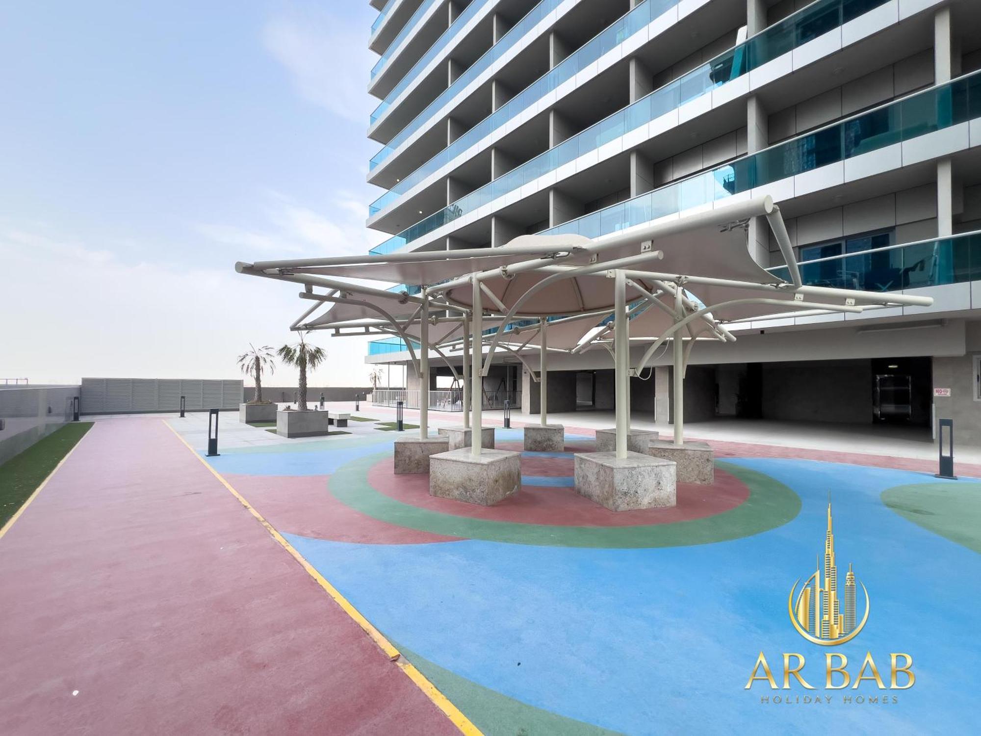 Elite Residence - Luxury Studio - Best Horse Course View Dubai