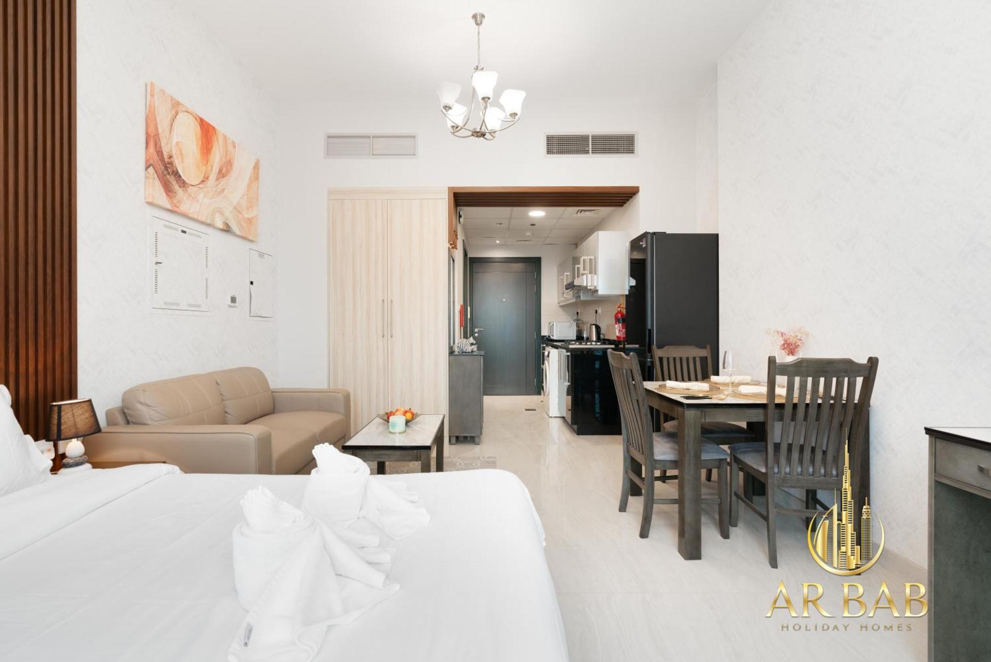 Elite Residence - Luxury Studio - Best Horse Course View * Dubai