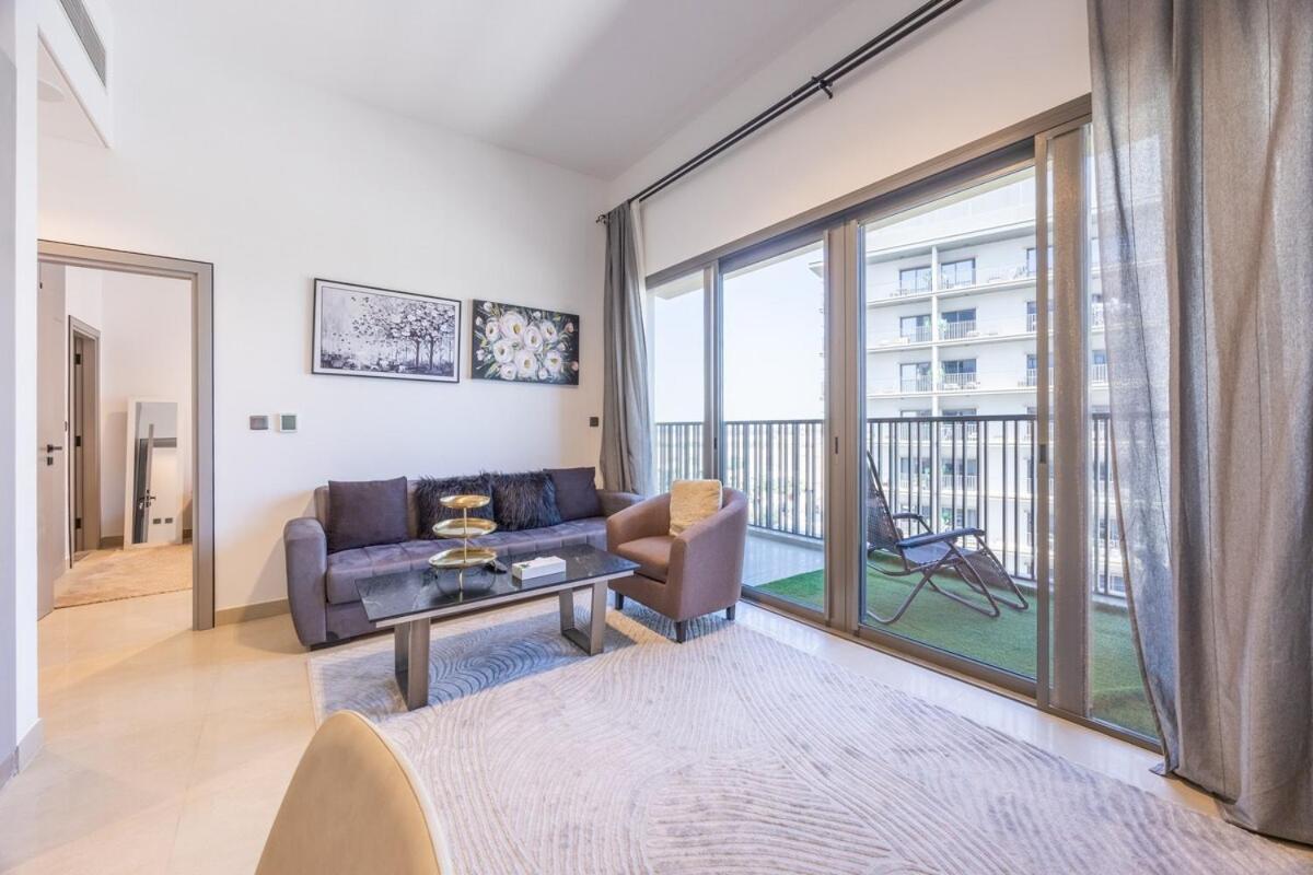 Blue Breeze - Bright & Airy 1br, Mag City, Gym Access Apartment Dubai