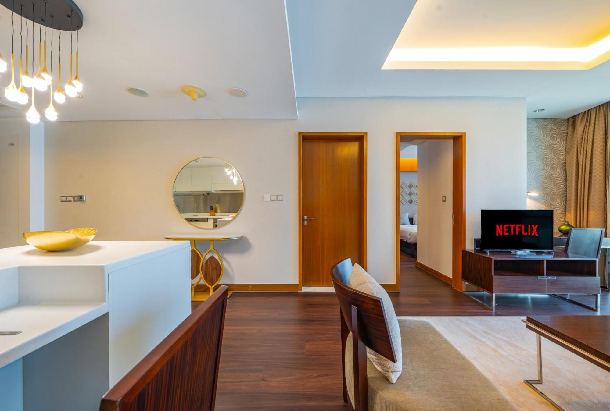New Arabian -Address Emaar Fashion Avenue Apartment *
