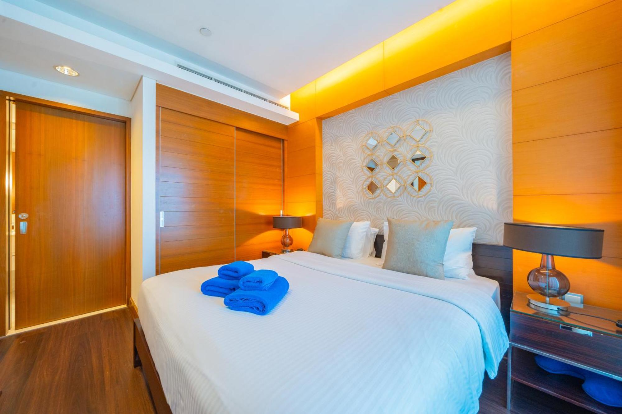 New Arabian -Address Emaar Fashion Avenue Apartment Dubai