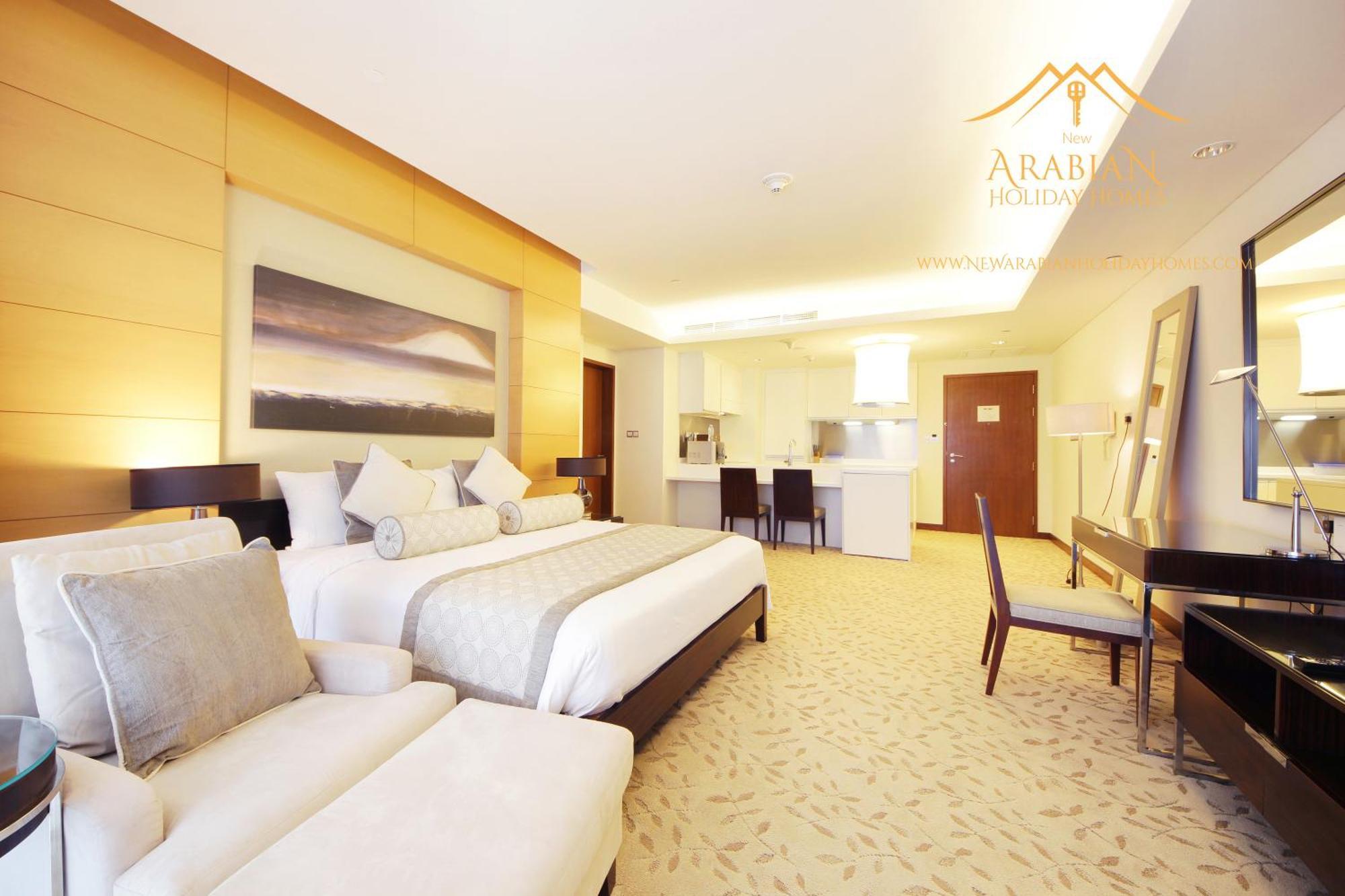 New Arabian -Address Emaar Fashion Avenue