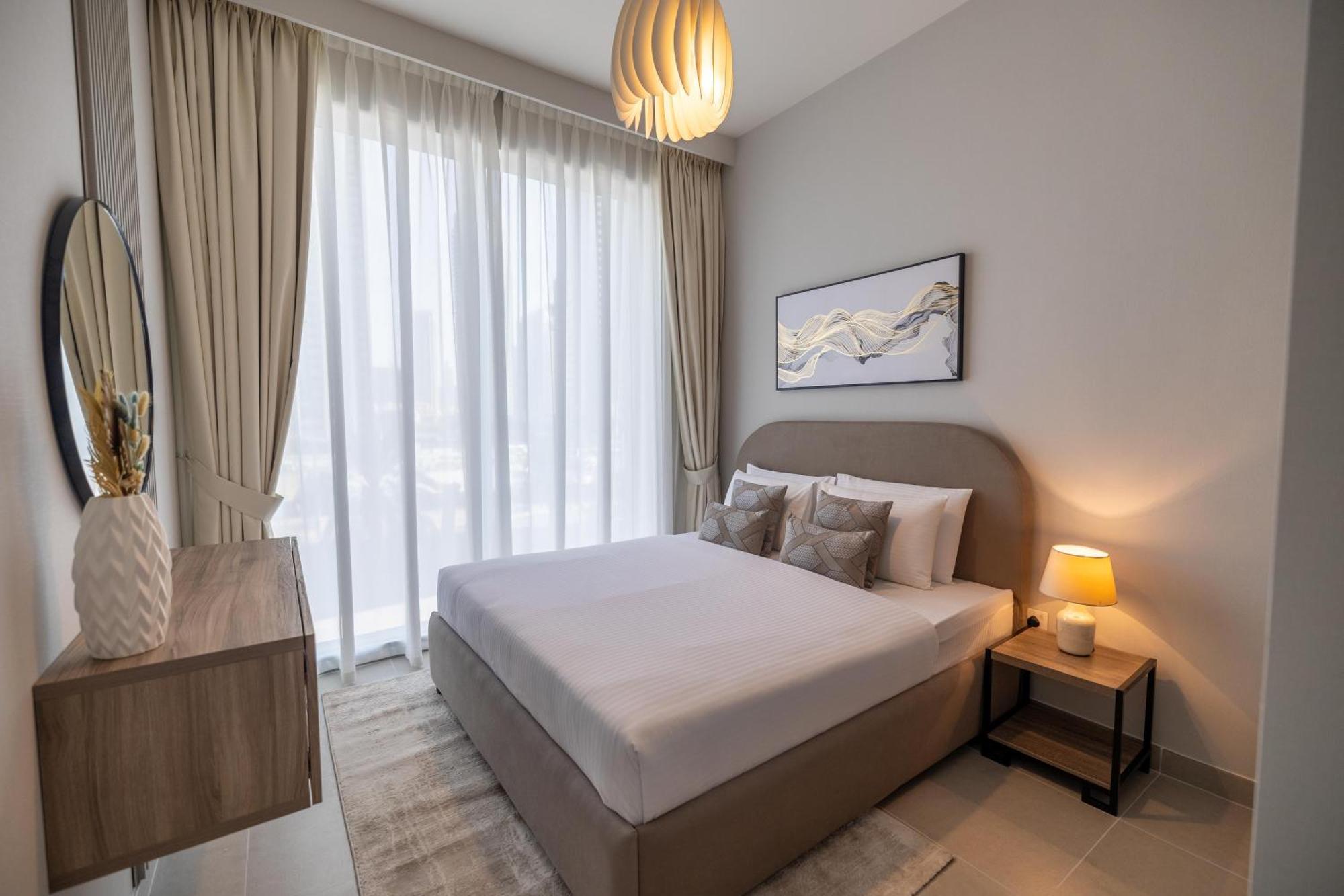 Luxury 3br Storage In Downtown Apartment Dubai