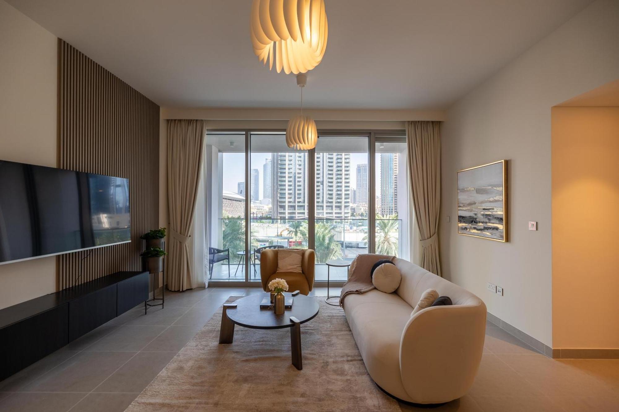 Luxury 3br Storage In Downtown Apartment
