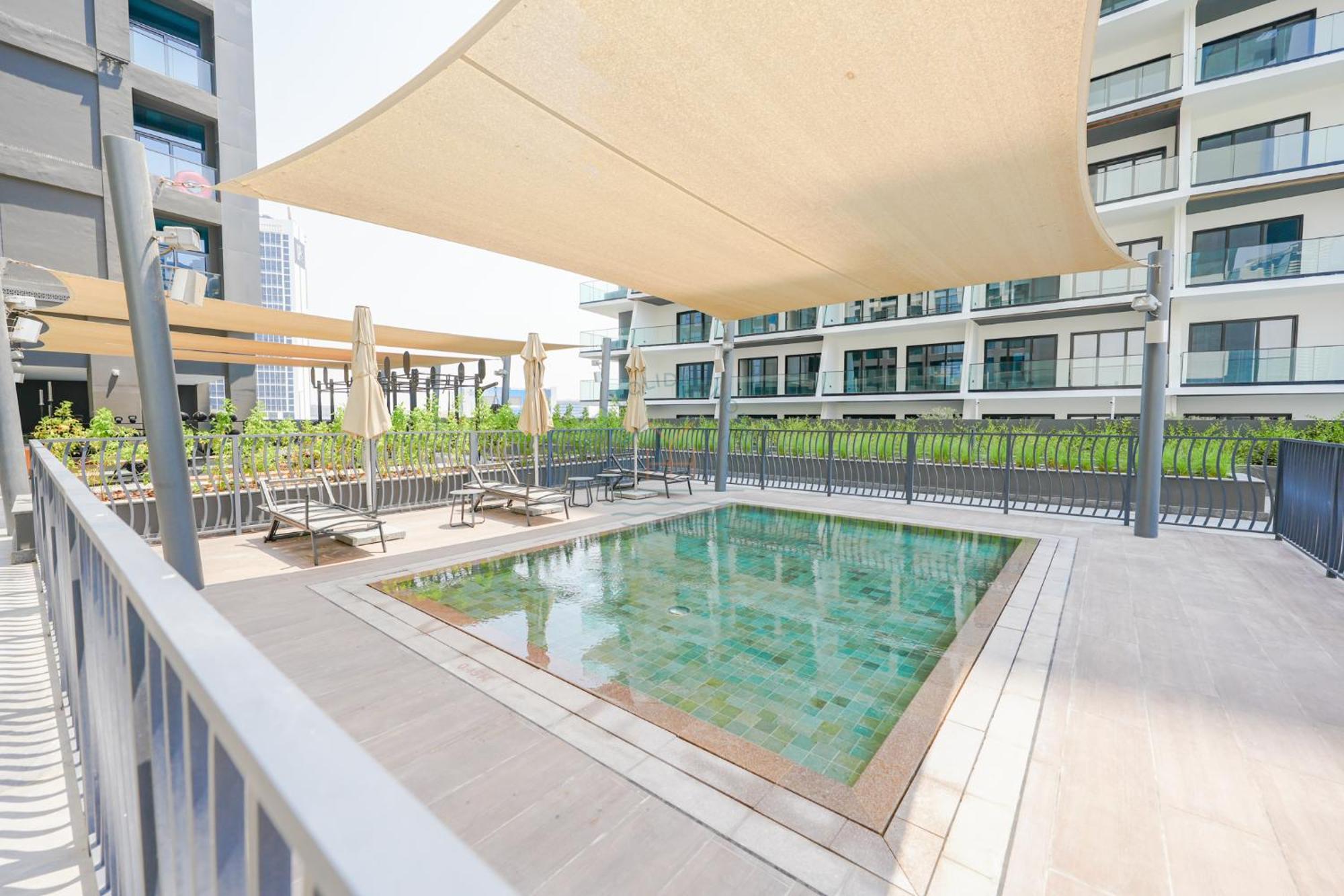 Stylish Retreat In Business Bay *