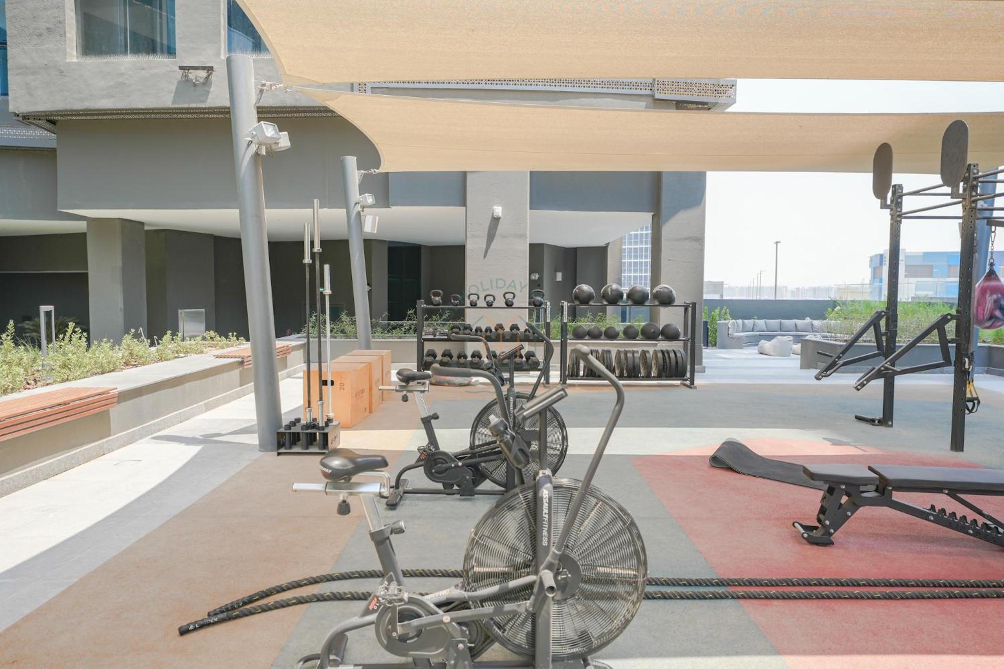 Stylish Retreat In Business Bay *
