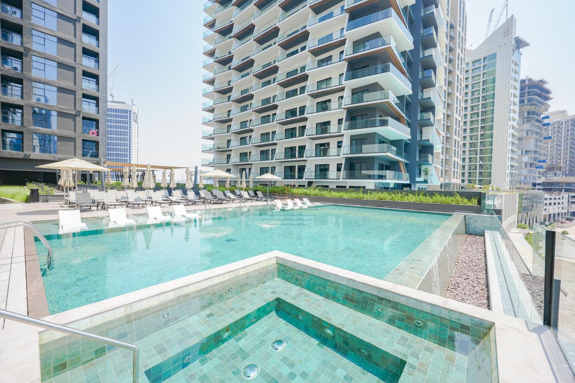 Apartment Stylish Retreat In Business Bay Dubai