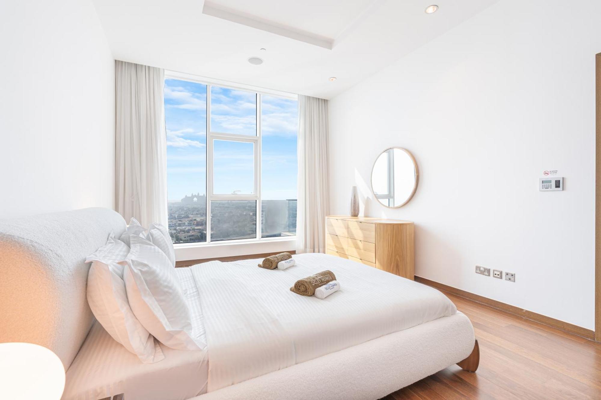 Apartment Palm Next To Nakheel Mall With Private *