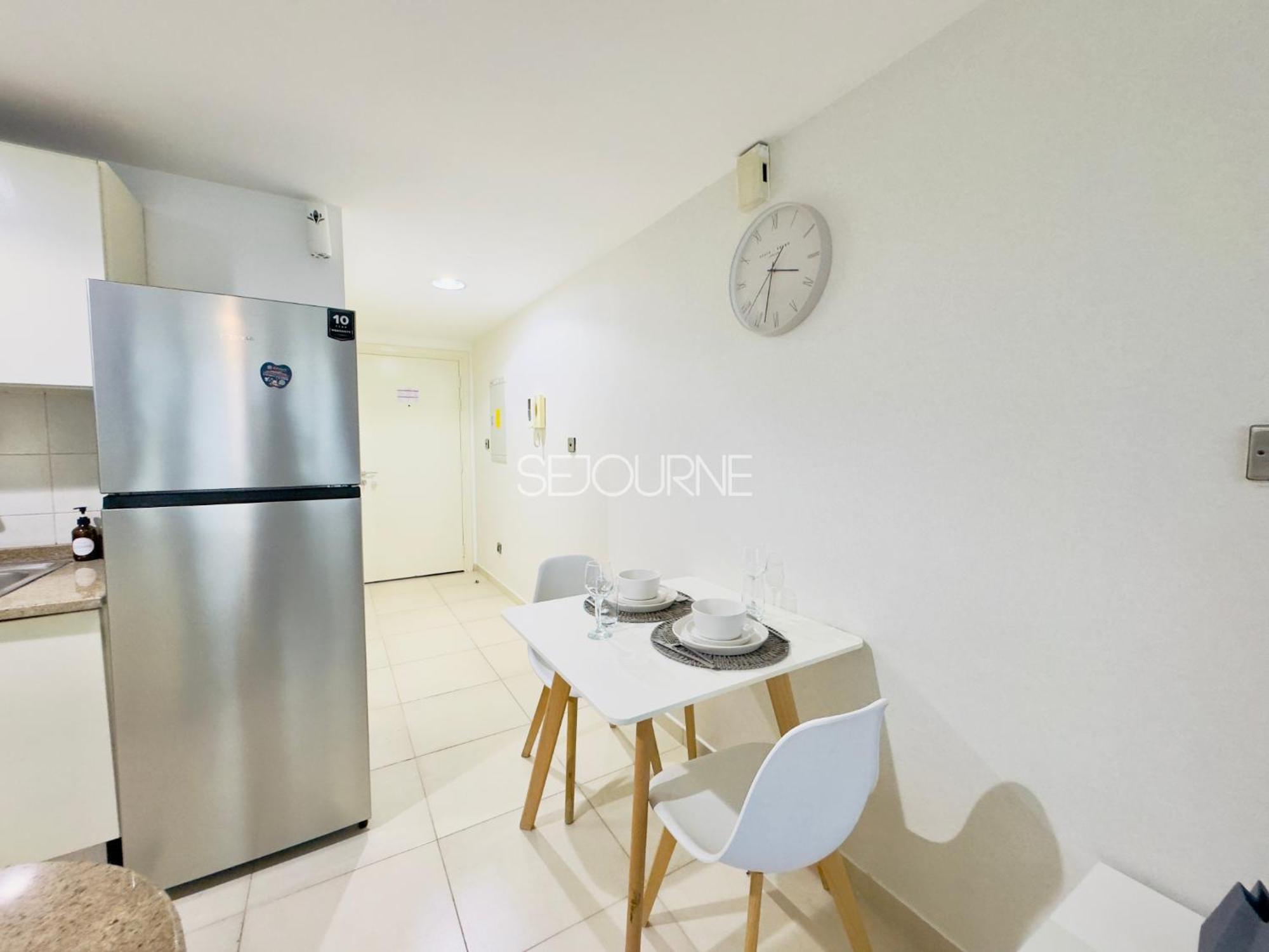 Da86 - Well Design In Arch Tower Apartment