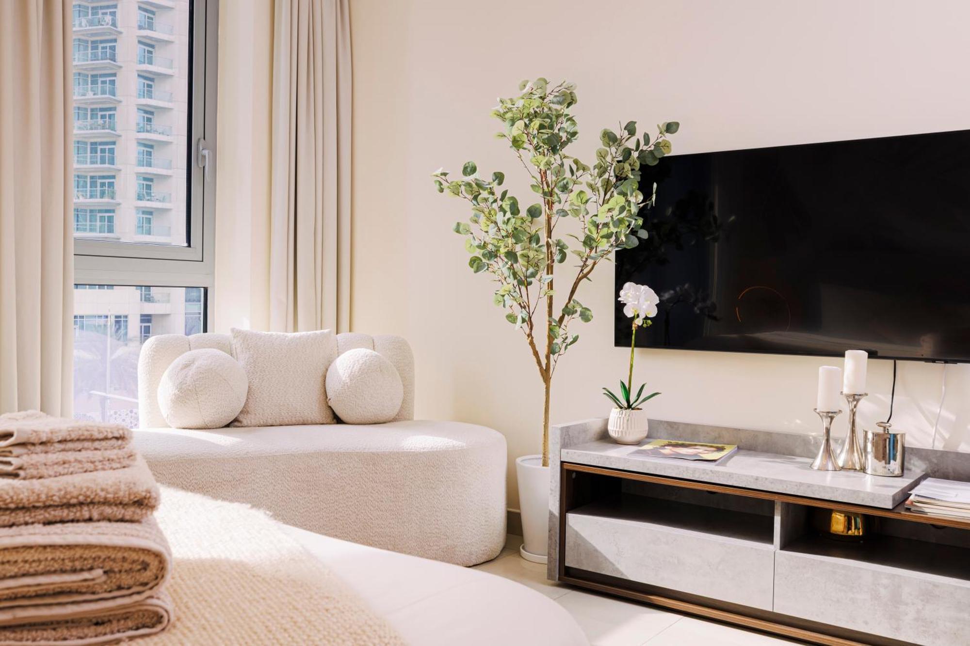 Sophisticated In The Heart Of Dubai, Walk From Burj Apartment *