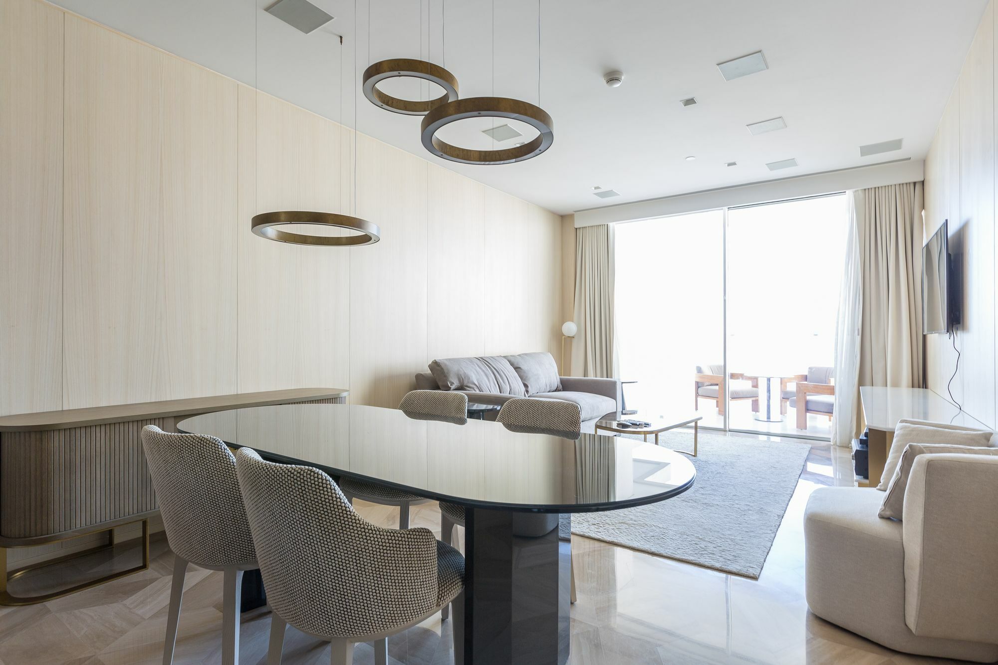Evolve - The Five Palm Residences Dubai