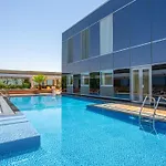 Oceanic Studio At Sky Gardens Difc By Deluxe Holiday Homes