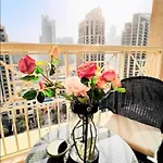 Lovely 1 Bedroom Luxury Apartment Next To Burj Khalifa!! 24Hr Concierge, Gym, Pool & Netflix - 29 Burj Boulevard In The Heart Of Downtown